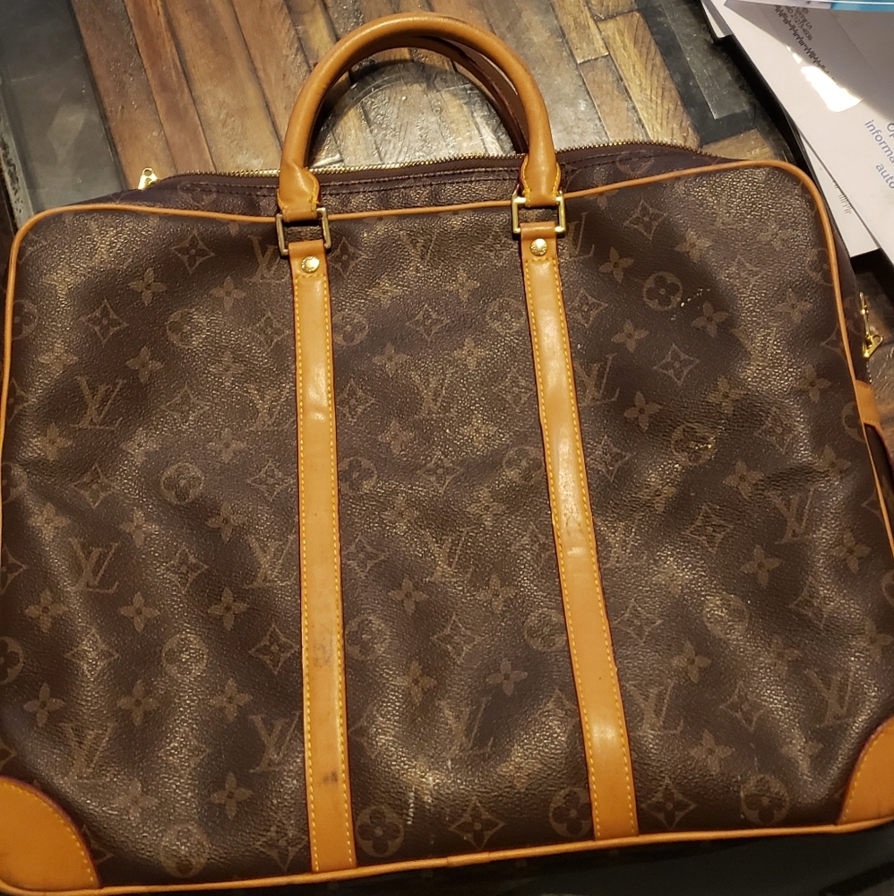 Louis Vuitton Auethentic Laptop/Computer Bag Porto de Cumen